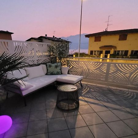 Holiday Sweet Apartment Мальчезине Экстерьер фото